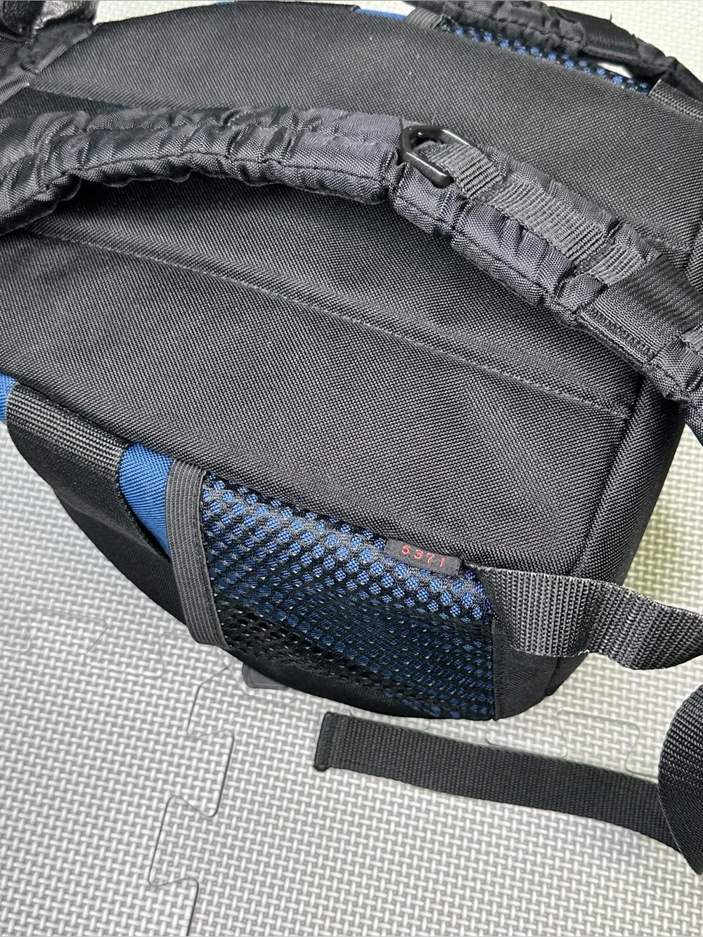 Tamrac 5371 Travel Pack Black Blue Camera DSLR Backpack Bag